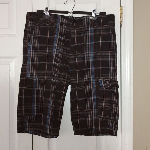 Eddie Domani  plaid shorts  Sz 36 - Picture 1 of 4